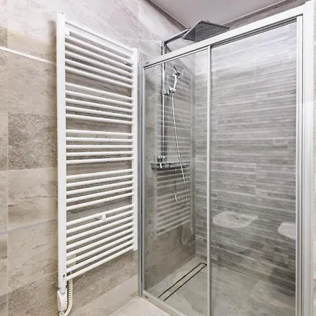 شقة Windrose Design زادار