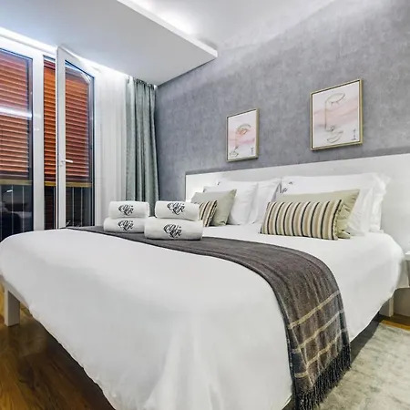 Apartment Windrose Design