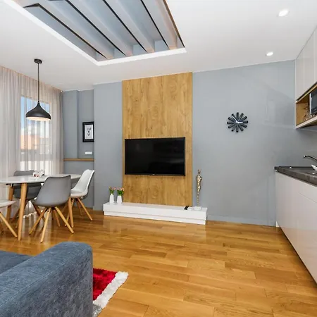 Apartment Windrose Design