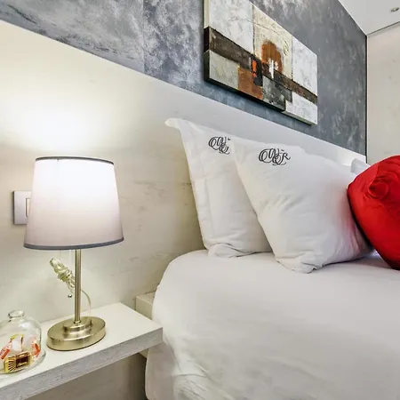 Apartment Windrose Design